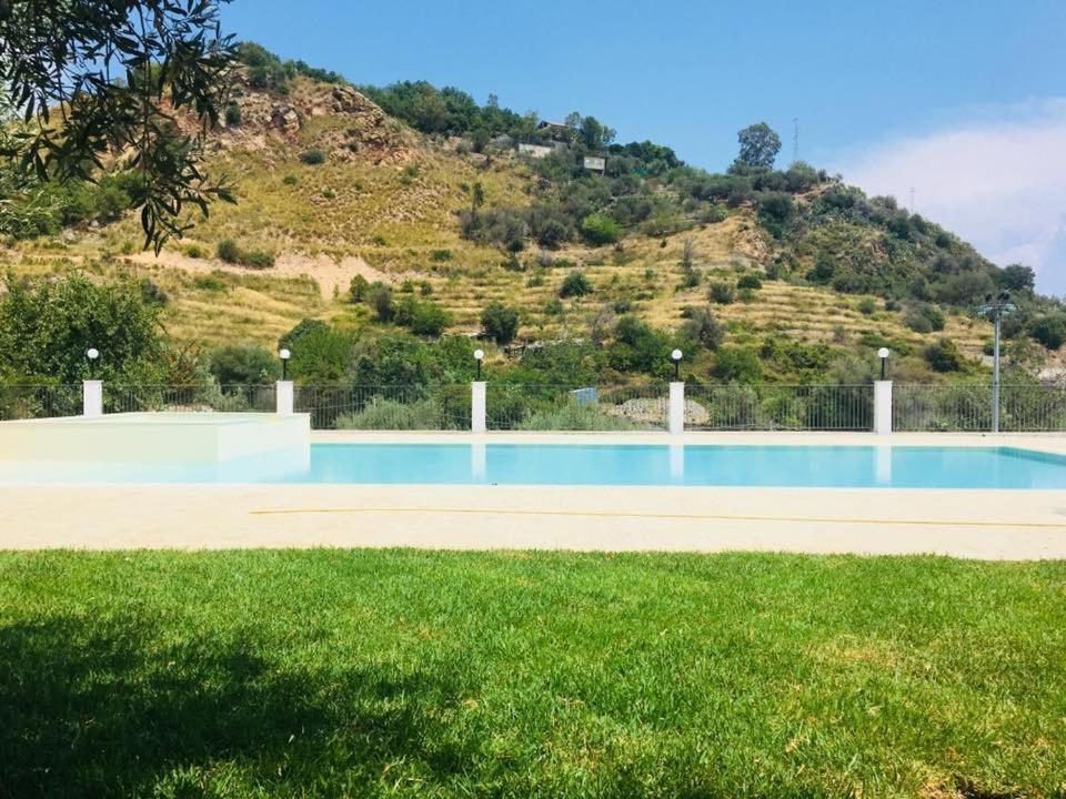 Agriturismo Villa Orchidea Ali Terme Dış mekan fotoğraf